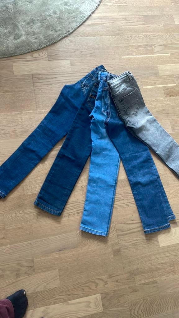 5 skinny jeans broeken maat 134 : 5 broeken voor 1 prijs, Ophalen, Zo goed als nieuw, Maat 134