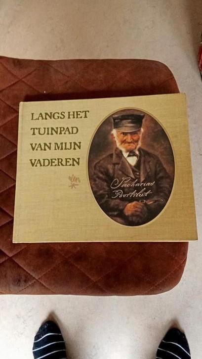 Boek zeer  van jaar stilletjes 0498/363840, Ophalen