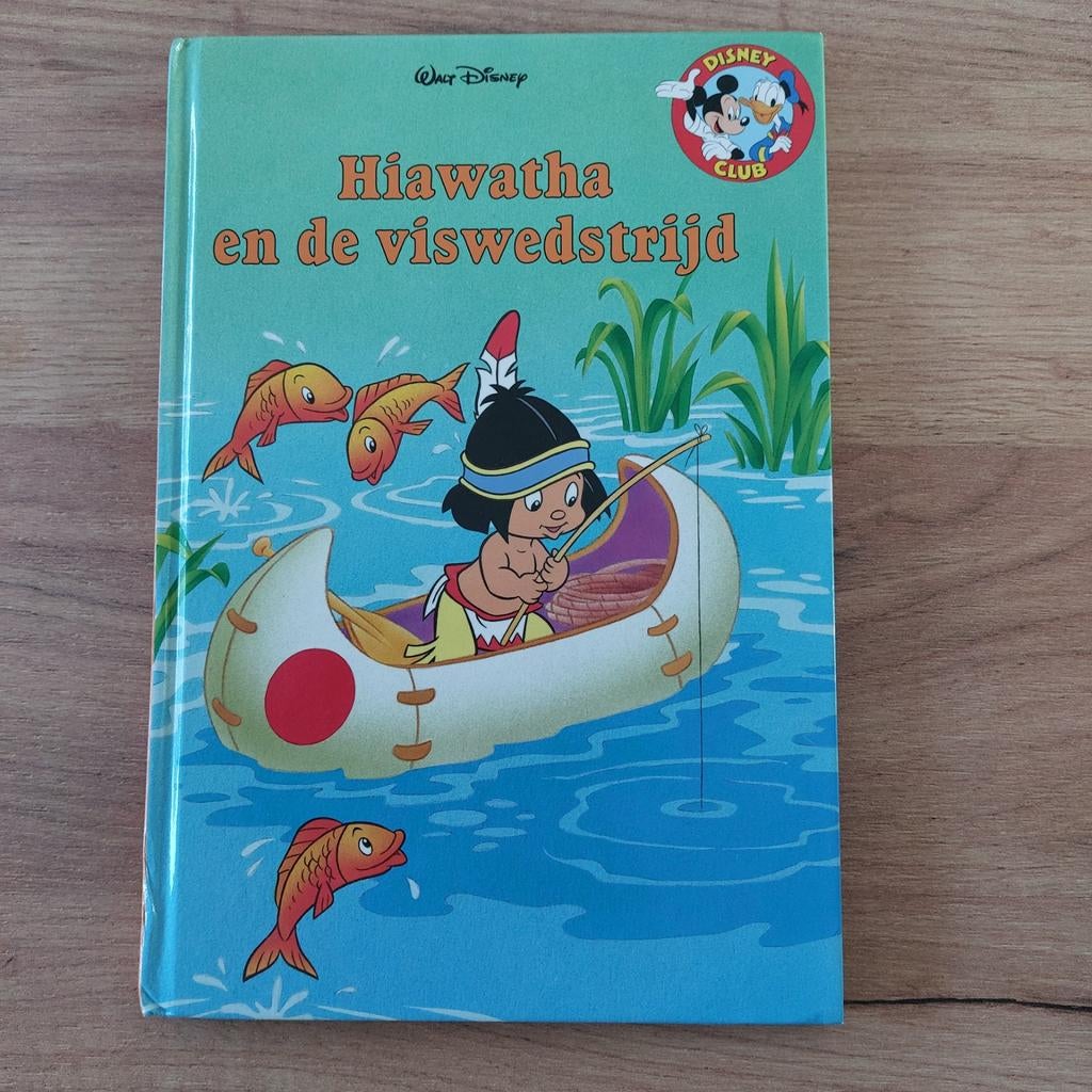 Hiawatha en de viswedstrijd. Van Walt Disney van Disney Club, Boeken, Ophalen