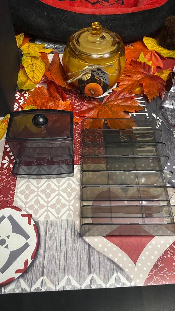 Organisateur à palettes de maquillage et cotons-tige, Bijoux, Sacs & Beauté, Enlèvement, Comme neuf