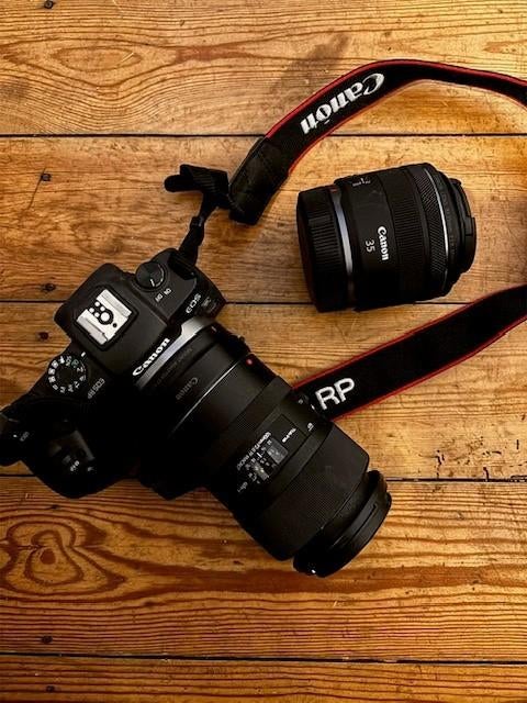 Canon EOS RP + 2 lenzen (RF 35mm + Tokina 100mm Macro), Sans zoom optique, Canon, Comme neuf, Enlèvement