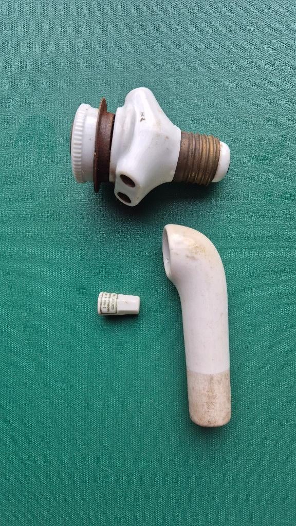 Matériel de montage vintage : électricité, Enlèvement ou Envoi, Prise de courant