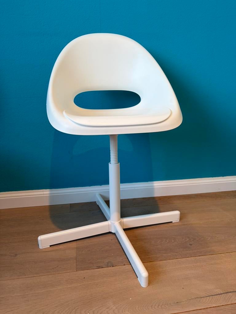 IKEA LOBERGET / SIBBEN kinderbureaustoel, Huis en Inrichting, Ophalen, Zo goed als nieuw, Wit, Bureaustoel