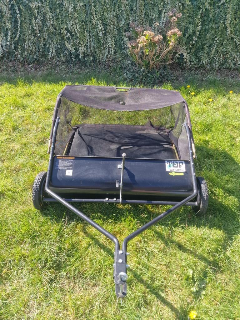 Gazon veger . bladveger, Tuin en Terras, Ophalen, Zo goed als nieuw, Top Garden