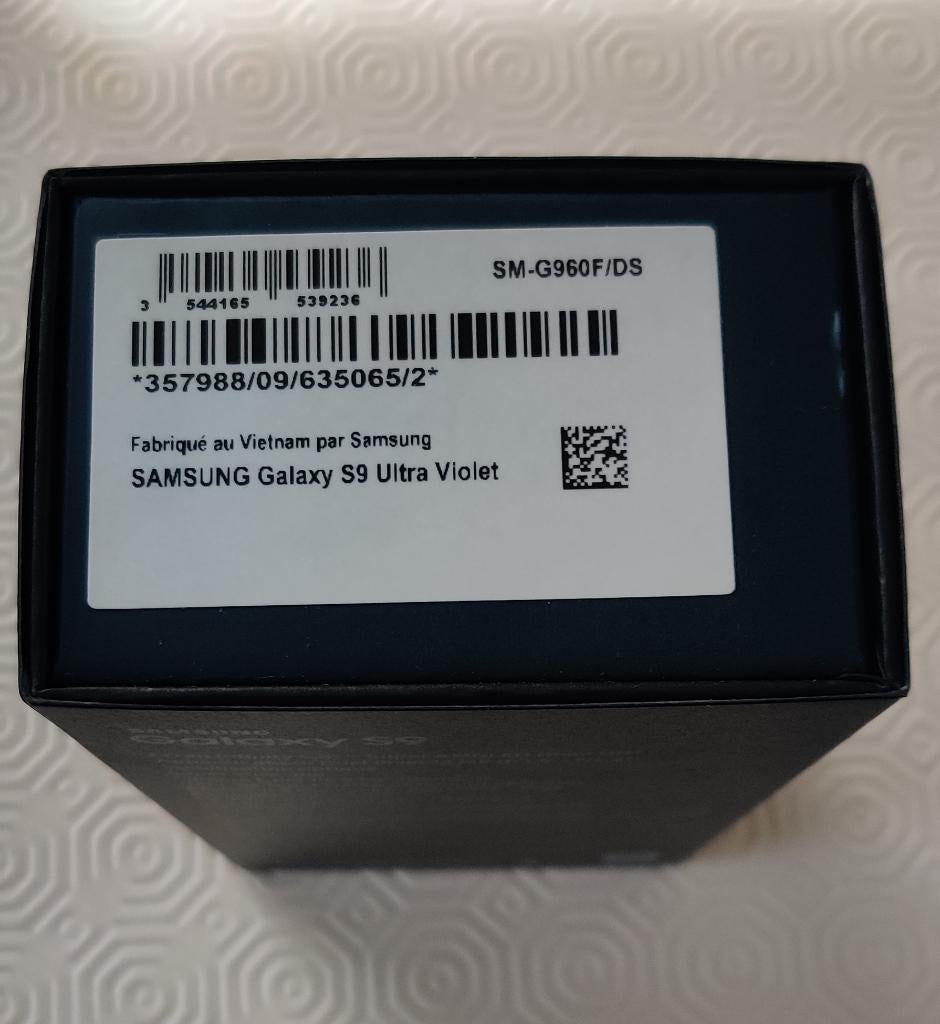 SAMSUNG S9 avec house de protection, Telecommunicatie, Mobiele telefoons | Samsung, Paars, Touchscreen, Ophalen of Verzenden, Zo goed als nieuw