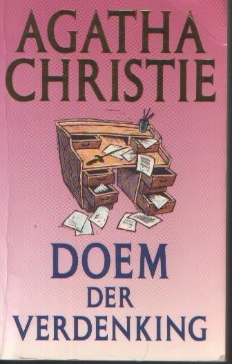 Agatha Christie - Doem der verdenking, Boeken, Ophalen of Verzenden, Zo goed als nieuw