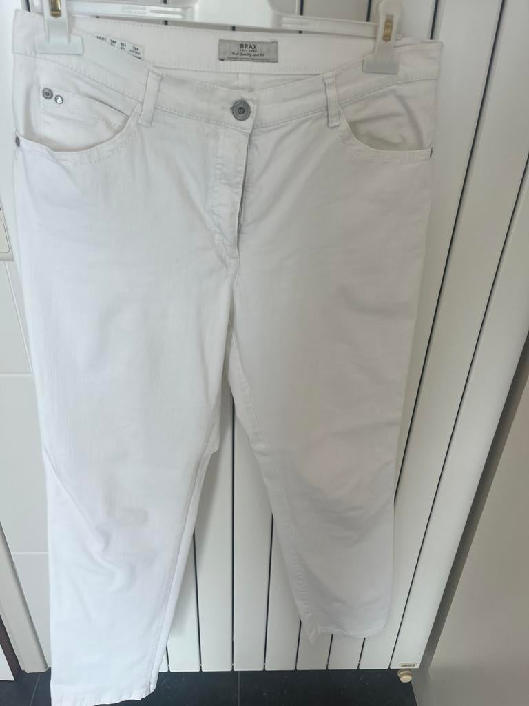 Broek brax, Kleding | Dames, Broeken en Pantalons, Ophalen, Zo goed als nieuw, Maat 42/44 (L), Wit