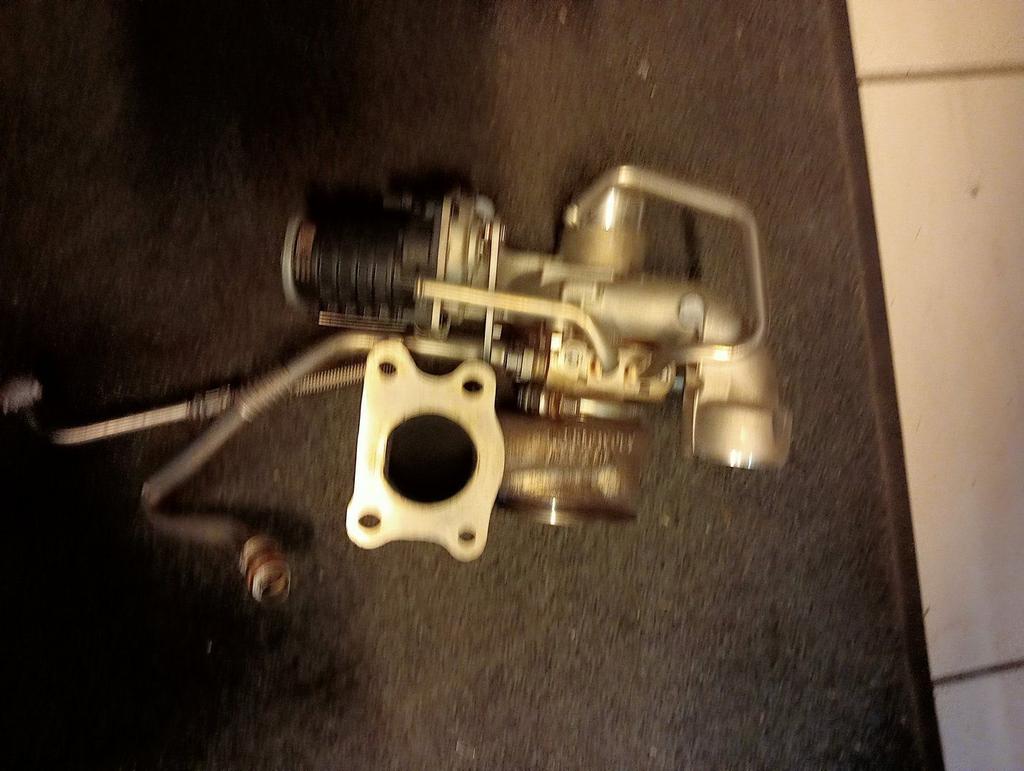 Turbo van een Opel Corsa, -, Opel, Utilisé, -