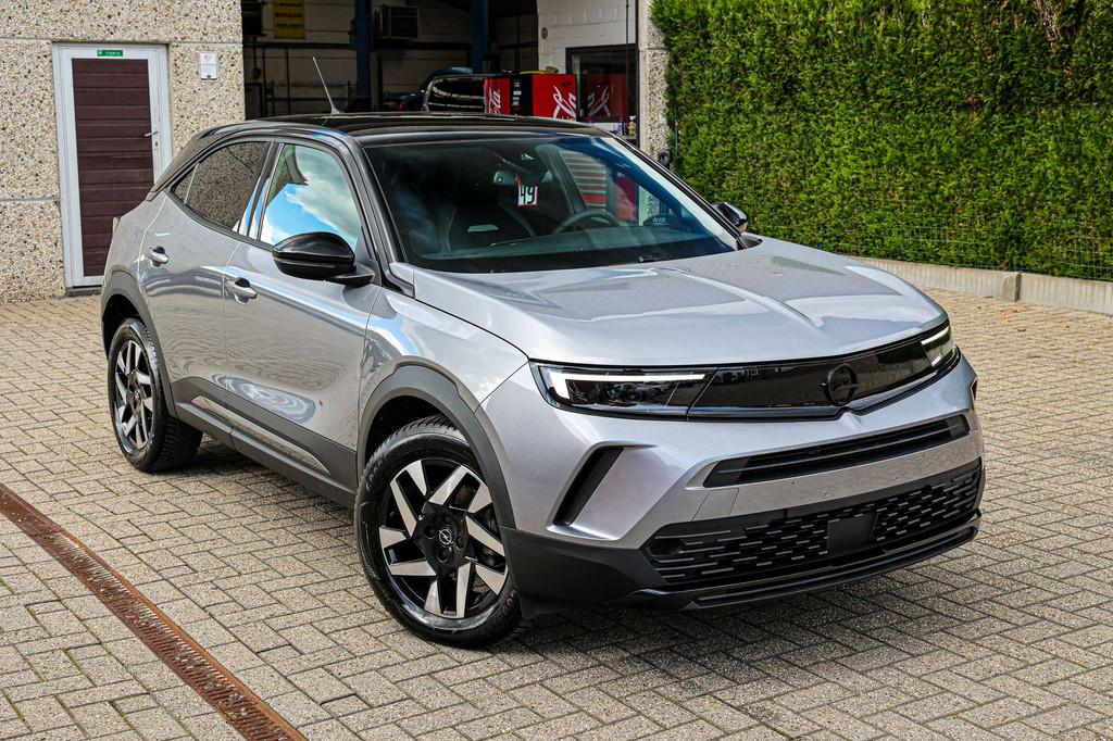 Opel Mokka GS-UITVOERING*ACHTERUITRIJCAMERA*NAVIGATIE*, Auto's, Opel, Voorwielaandrijving, Gebruikt, Zwart, 1199 cc