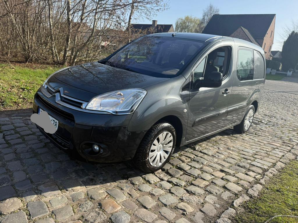 Citroën Berlingo AUTOMATIQUE 66 000 km, Autos, Carnet d'entretien, Berlingo, Automatique, Particulier