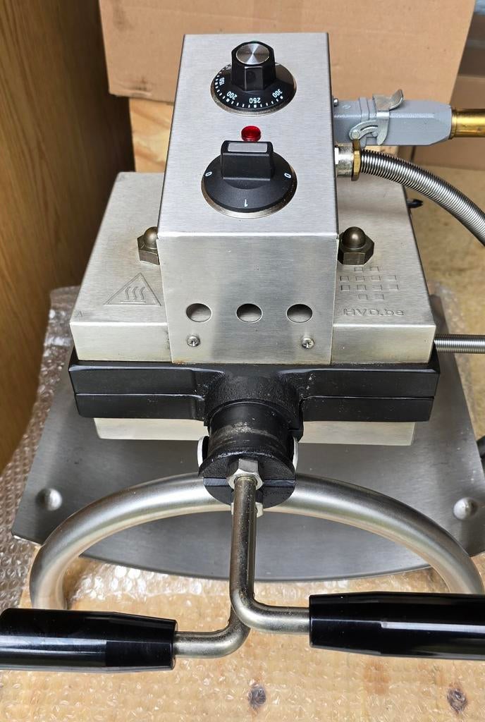 2 : Lot Gaufriers Professionnels HVD – Modèles A25 & B25, Enlèvement