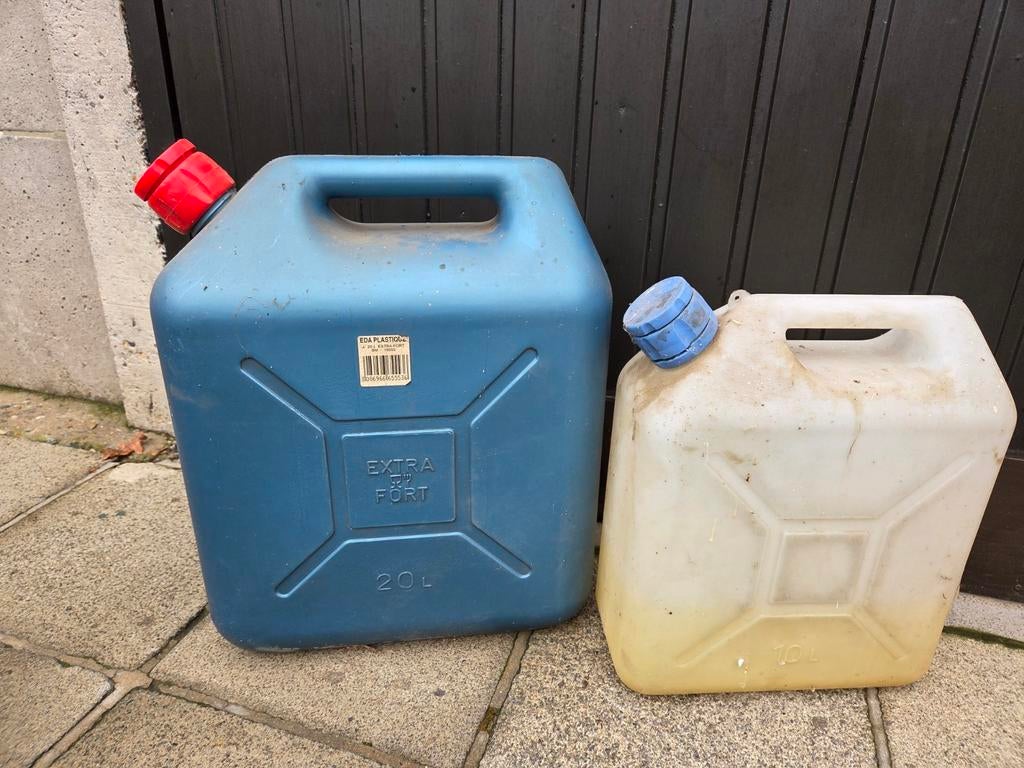 Jerrycan 20l en 10l, Ophalen