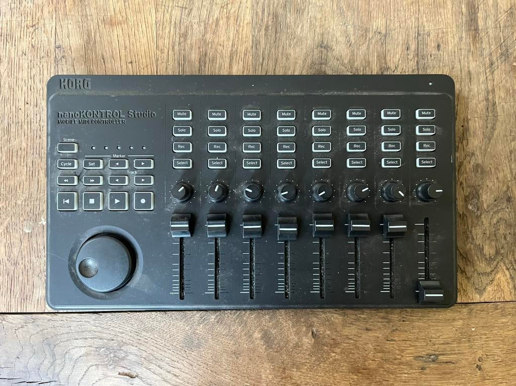 Korg Nanocontrol studio, Muziek en Instrumenten, Ophalen of Verzenden, Zo goed als nieuw