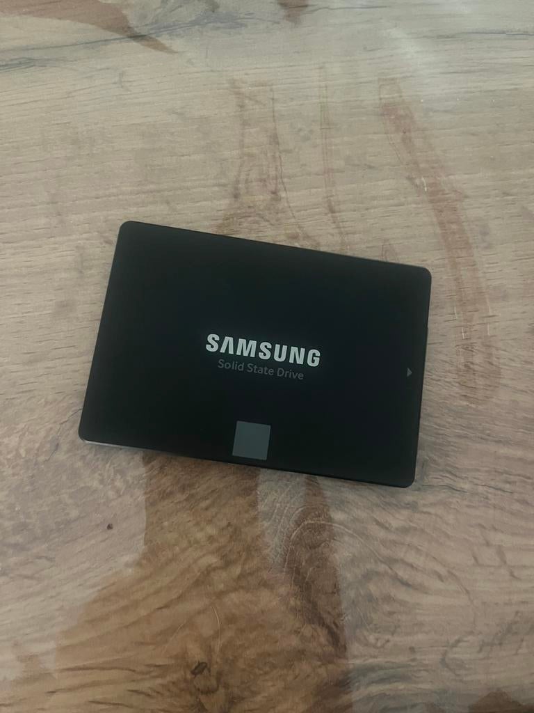 Samsung SSD 850 evo 120 gb, Ophalen, Zo goed als nieuw, SSD