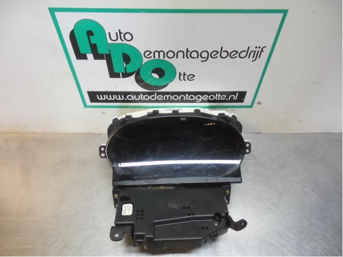 Instrumentenpaneel van een Toyota Yaris Verso (Yaris Verso 0, Auto-onderdelen, Gebruikt, -, -, Ophalen of Verzenden