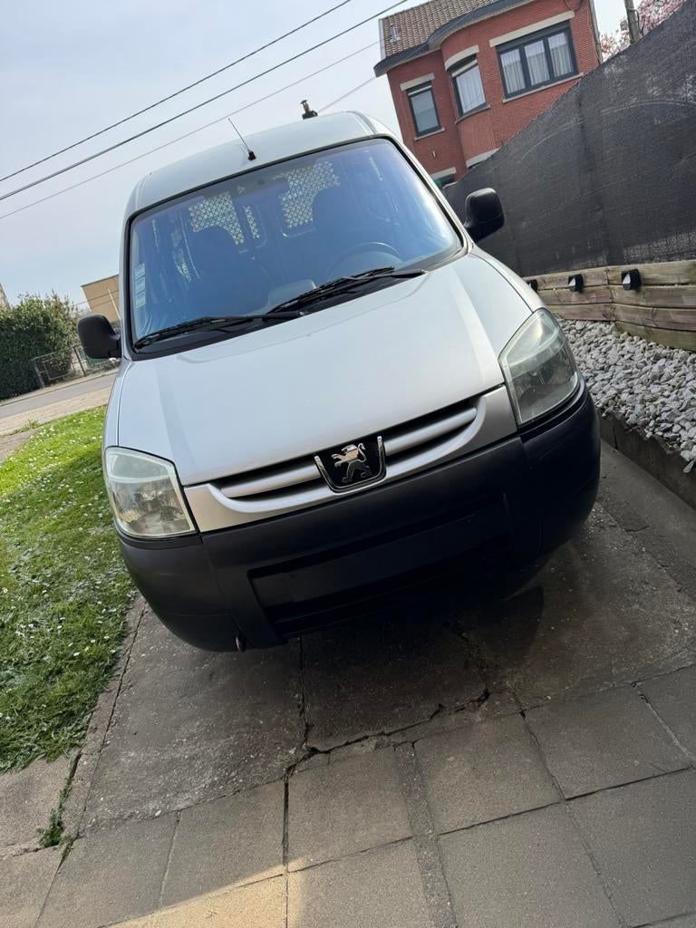 Peugeot partner pret immatriculé, Argent ou Gris, Achat, 4 portes, Boîte manuelle