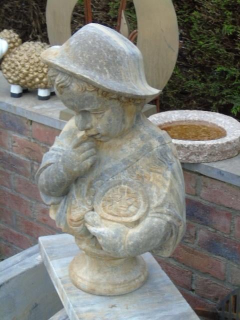 Buste van een jongen in blauwe steen, Arduin, Tuin en Terras, Ophalen, Nieuw