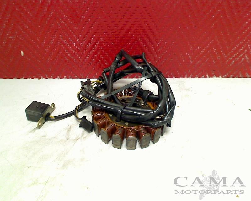 ALTERNATEUR Kawasaki ZZR 250 (ZZR250 ZZ-R250 EX250H, Motos, Dhr. S. di Majo, Utilisé, Info@cama-motorparts.nl, P.J. Troelstraweg 8 8
3144 CX  MAASSLUIS, NL