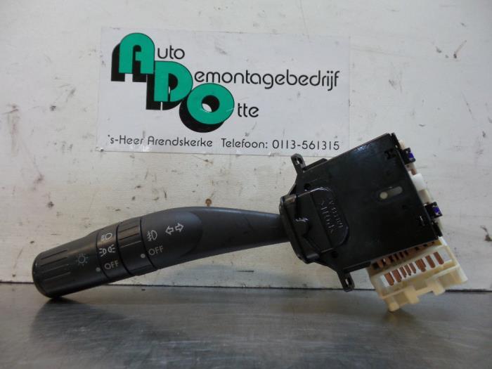 Richtingaanwijzer Schakelaar van een Subaru Legacy (Legacy 0, Subaru, Gebruikt, -, -