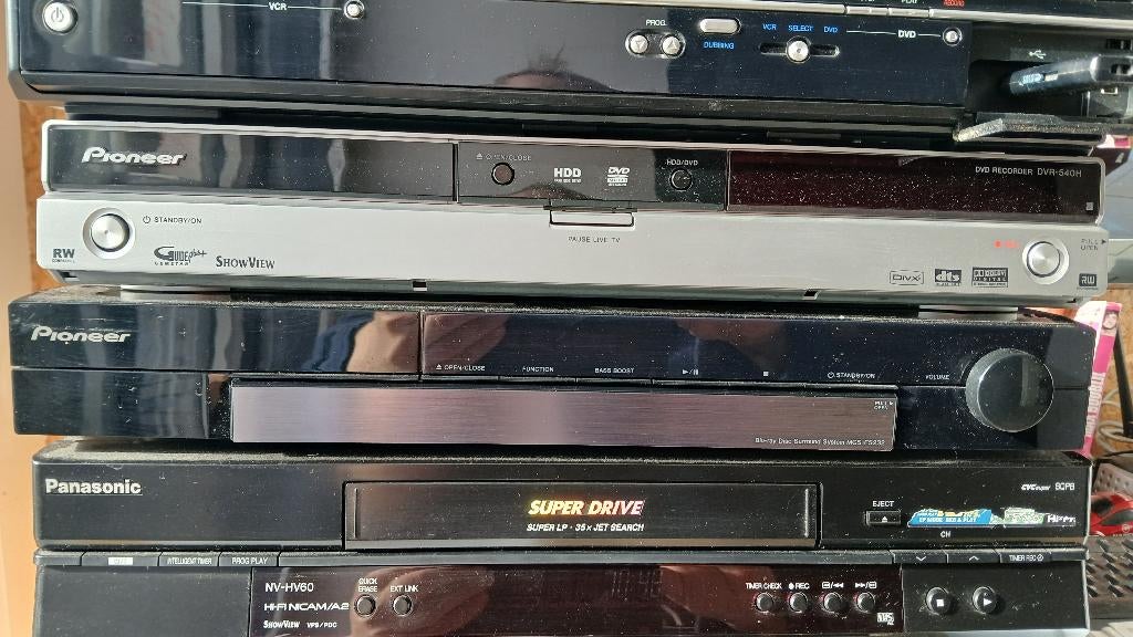 divers appareil hifi video, TV, Hi-fi & Vidéo, Appareils professionnels, Utilisé, Audio, Enlèvement