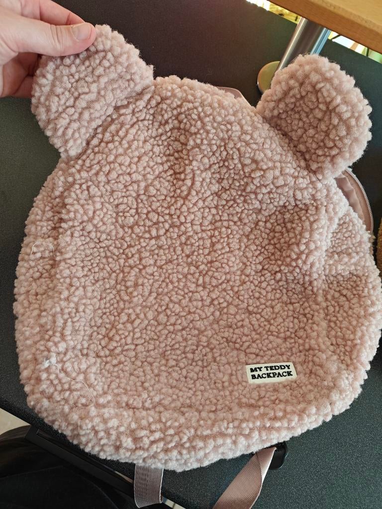 Sac à dos rose en teddy
