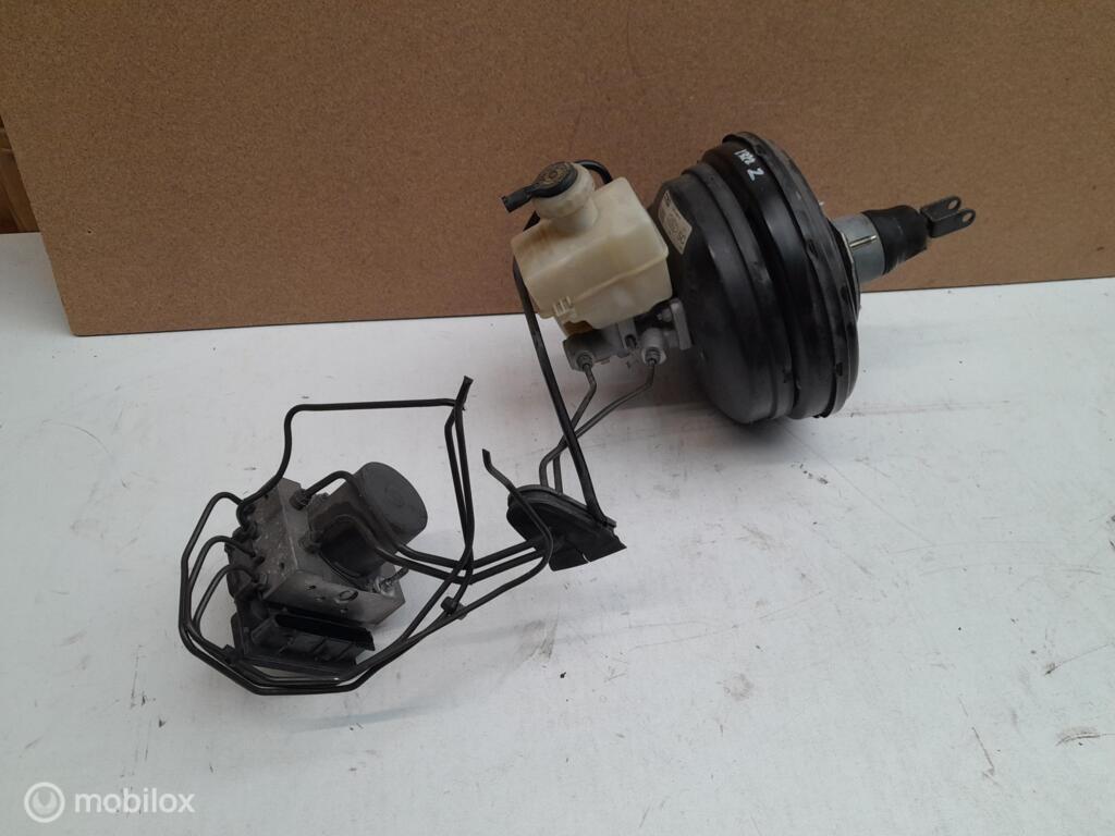 Rempomp Range Rover L322 Vogue Rem ABS Pomp bekrachtiger, Auto-onderdelen, Remmen en Aandrijving, Land Rover, Ophalen of Verzenden