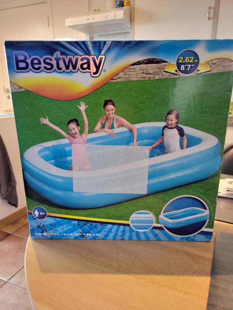 Piscine pour enfants avec couverture, Jardin & Terrasse, Piscines, Enlèvement