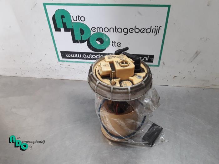 Pompe refoulante d'un Opel Corsa (Corsa D 07-), Autos : Pièces & Accessoires, Moteurs & Accessoires, Opel, Utilisé, 3 mois de garantie