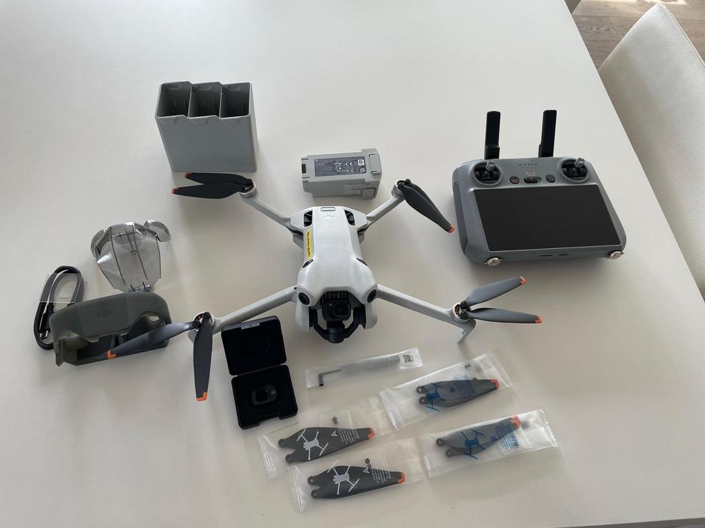 DJi mini 4, Audio, Tv en Foto, Drones, Ophalen of Verzenden, Zo goed als nieuw, DJI