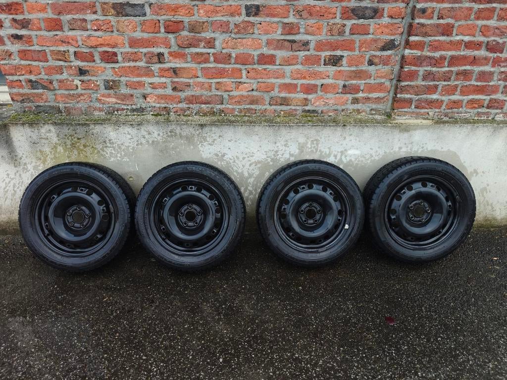 Velgen 5x100 met 195/55 r15 winterbanden, Auto-onderdelen, Banden en Velgen, Winterbanden, Band(en)