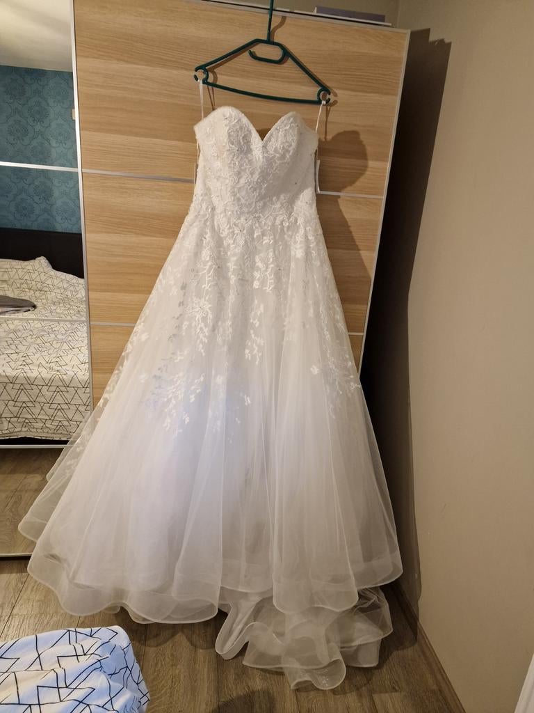 Trouwkleed, nieuw, niet gedragen., Enlèvement