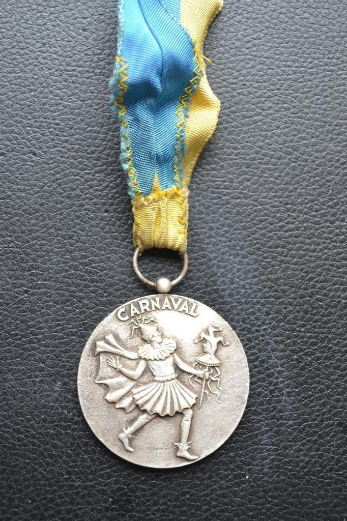 carnaval Orde vd Ezel  Lombardsijde, Verzamelen, Overige Verzamelen, Ophalen of Verzenden, Gebruikt