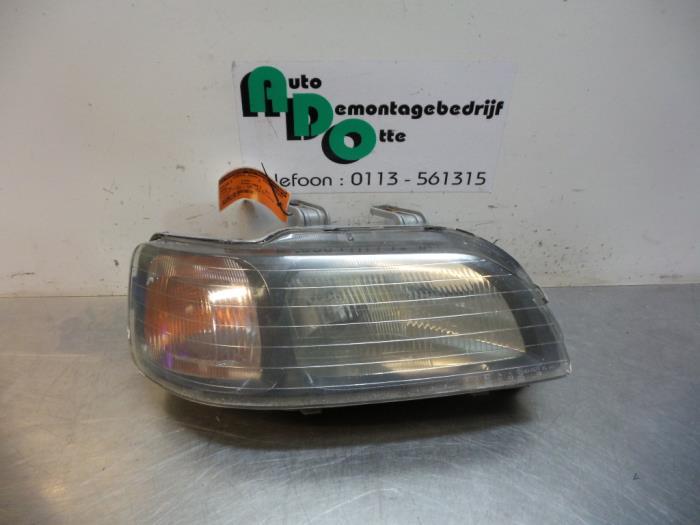 Koplamp rechts van een Honda Civic (Civic 95-), Honda, Gebruikt, -, -
