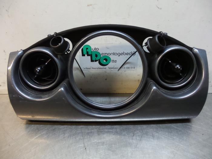 Grille aération tableau de bord d'un Mini Cooper, Autos : Pièces & Accessoires, Tableau de bord & Interrupteurs, Mini, Utilisé