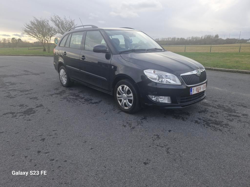 Skoda fabia 1.2i essence euro5 prêt à immatriculé, Autos, Euro 5, Achat, 5 portes, 5 places