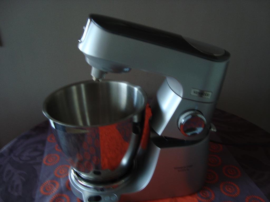 Kenwood keukenrobot Titanium Chef Baker XL, Elektronische apparatuur, Keukenmixers, 4 liter of meer, Ophalen, Zo goed als nieuw