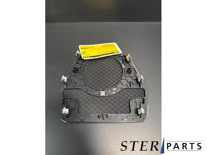 Chapeau de haut-parleur d'un Mercedes C-Klasse, Autos : Pièces & Accessoires, Habitacle & Garnissage, Mercedes-Benz, Utilisé, 3 mois de garantie