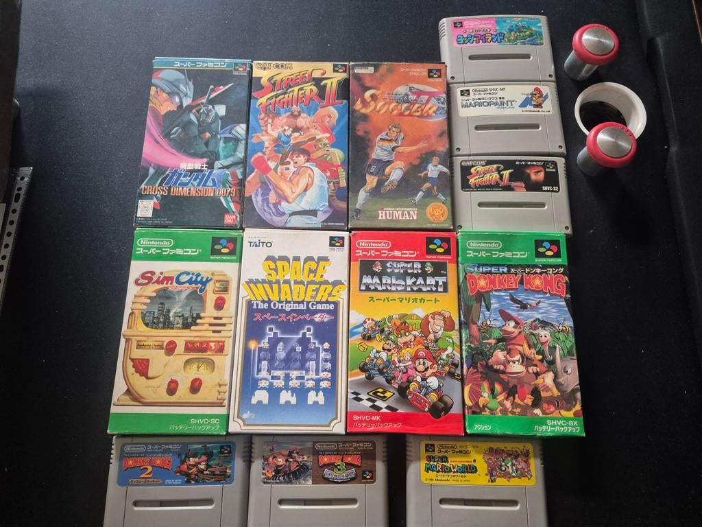 Nintendo super famicom + jeux, Games en Spelcomputers, Spelcomputers | Nintendo Super NES, Met 2 controllers