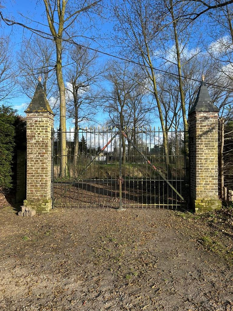 Authentiek metalen hekken, Tuin en Terras, Ophalen, Zo goed als nieuw