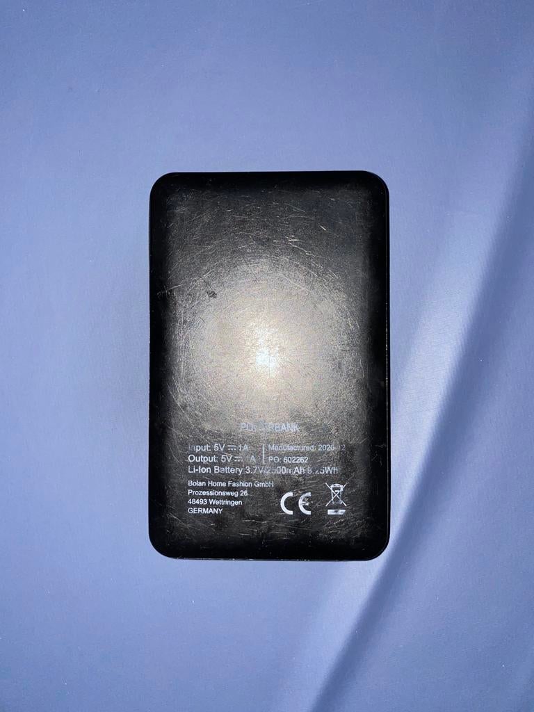 Batterie externe noire — 7500 mAh — 8€, Télécoms, Batteries externes, Utilisé, Enlèvement