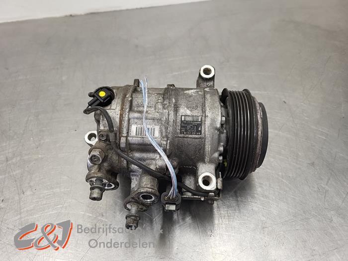 Pompe clim d'un Mercedes V-Klasse, 3 mois de garantie, Utilisé, -, -