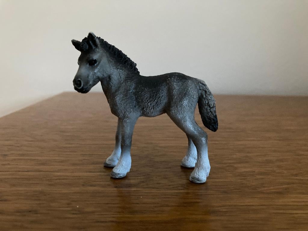 Schleich grijs veulen, Verzamelen, Dierenverzamelingen, Ophalen of Verzenden, Zo goed als nieuw, Paard, Beeldje of Figuurtje
