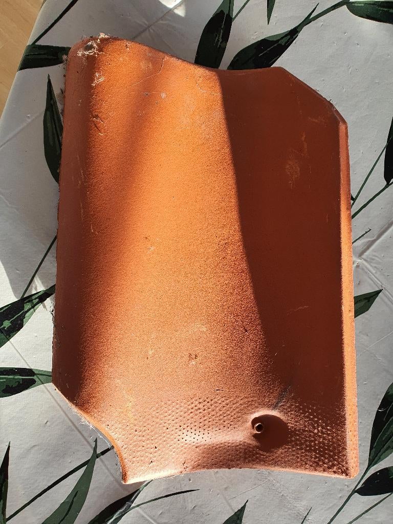 tuiles, Bricolage & Construction, Pierre ou Argile, Enlèvement, Moins de 5 m², Neuf