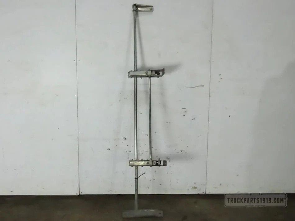 DAF Body & Chassis Parts Side fender frame Li. DAF 106, Auto-onderdelen, Ophalen, Gebruikt, DAF, Carrosserie en Plaatwerk